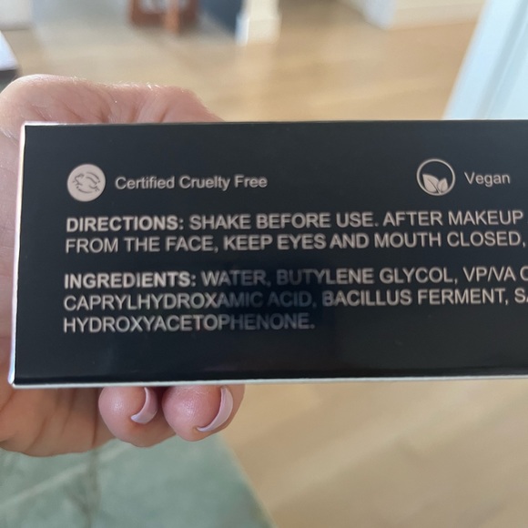 RealHer Probiotic Setting Spray NWT - Picture 2 of 4